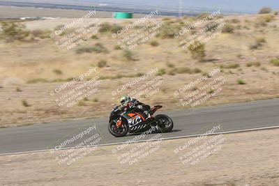 media/Apr-20-2025-AHRMA (Sun) [[393a79c373]]/Race/Group 11 early race/Turn 4b/